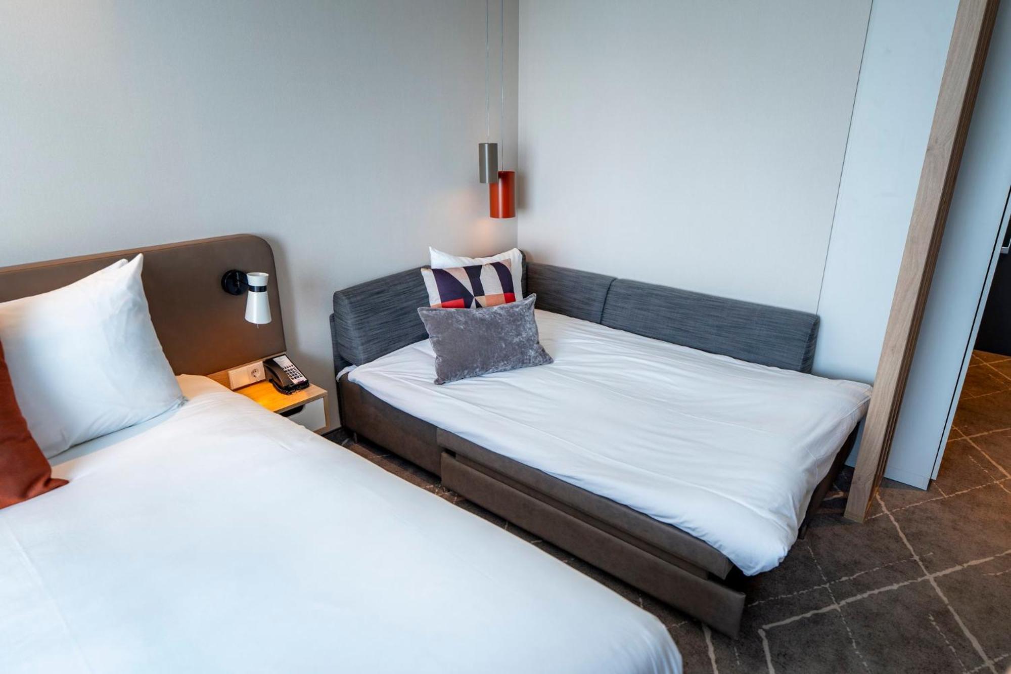 Standard King Room Sofa Bed High Floor